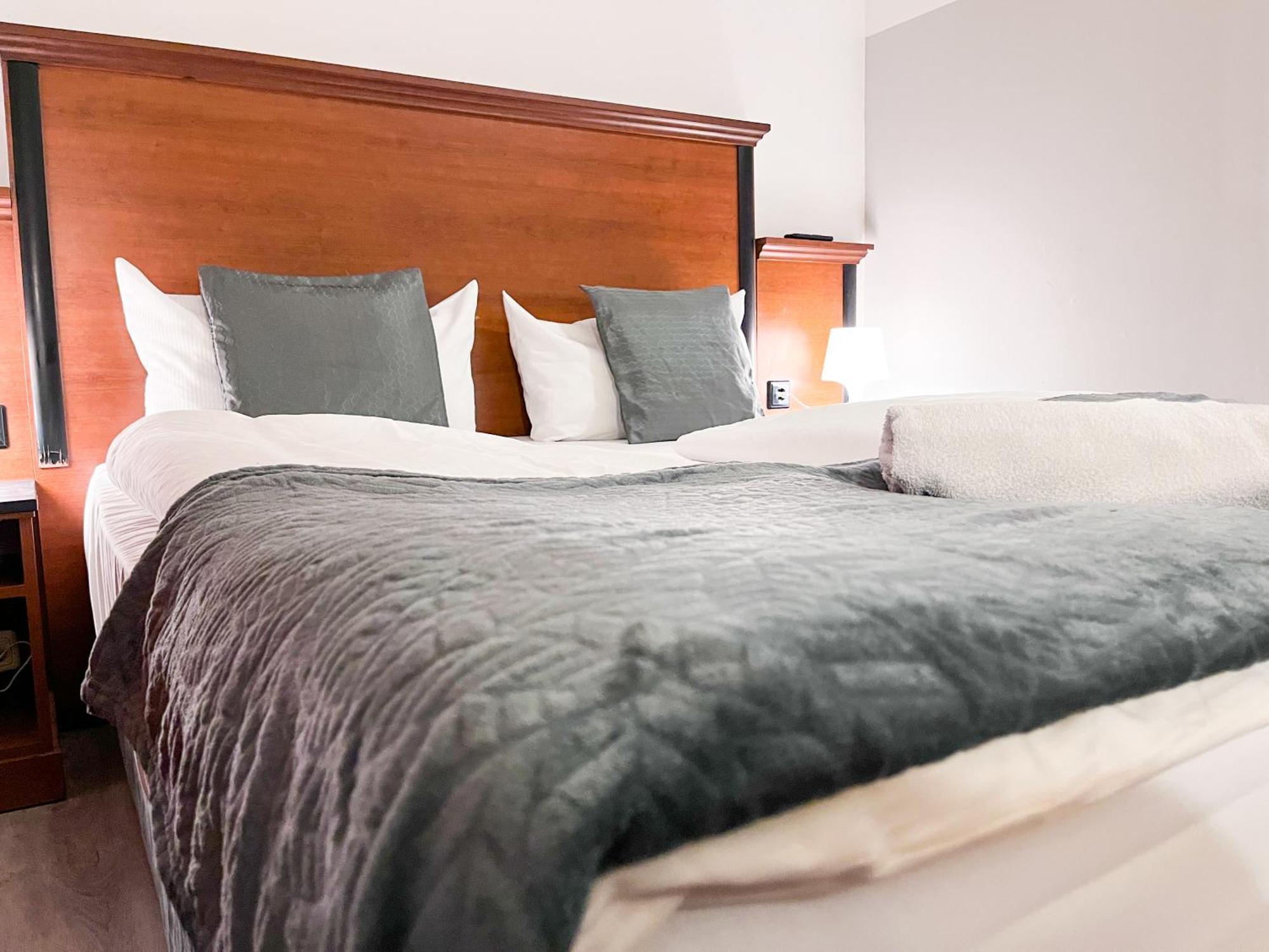 City Hotel West Frankfurt am Main Ngoại thất bức ảnh